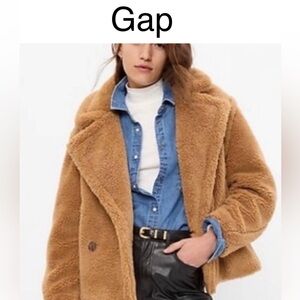 Gap women’s Sherpa jacket size XXL rust color new with tagss new